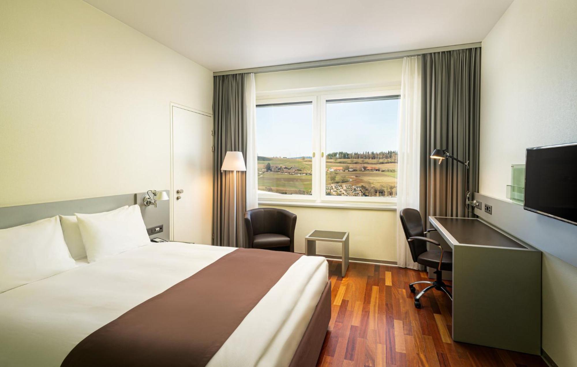 Holiday Inn Bern Westside By Ihg Exterior foto